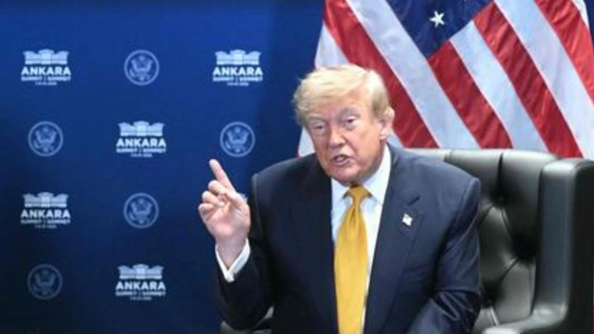 Donald Trump durante un incontro internazionale