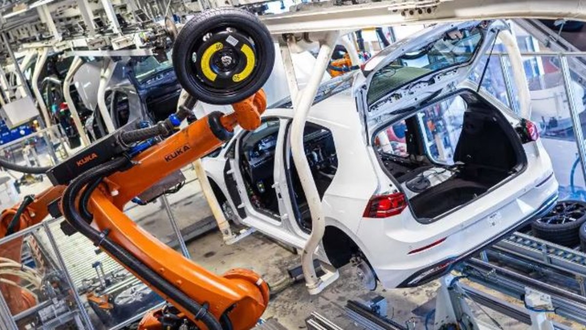 germania sotto choc la leggendaria casa automobilistica licenzia e chiude fabbriche da Tvzap.it germania sotto choc la leggendaria casa automobilistica licenzia e chiude fabbriche