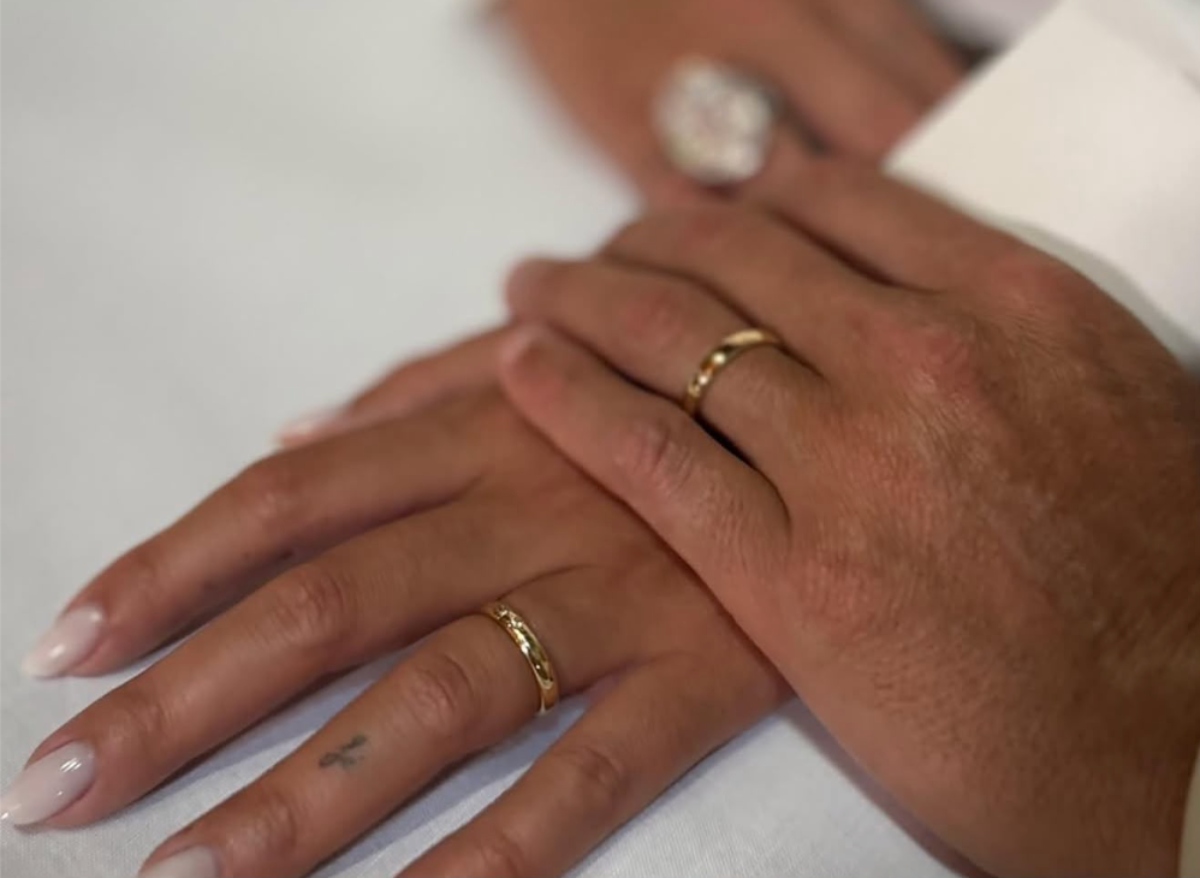 si sono sposati matrimonio segreto per la coppia vip nessun invitato da Tvzap.it si sono sposati matrimonio segreto per la coppia vip nessun invitato
