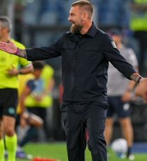 De Rossi, scontro con un giornalista dopo Lazio-Genoa: il botta e risposta choc