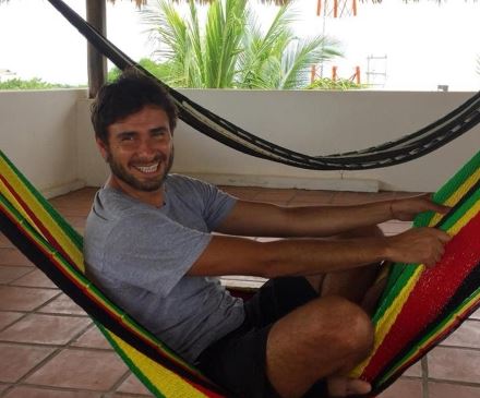Alessandro Di Battista, dov’è ricoverato: l’ospedale eccellenza e le difficoltà del blocco economico