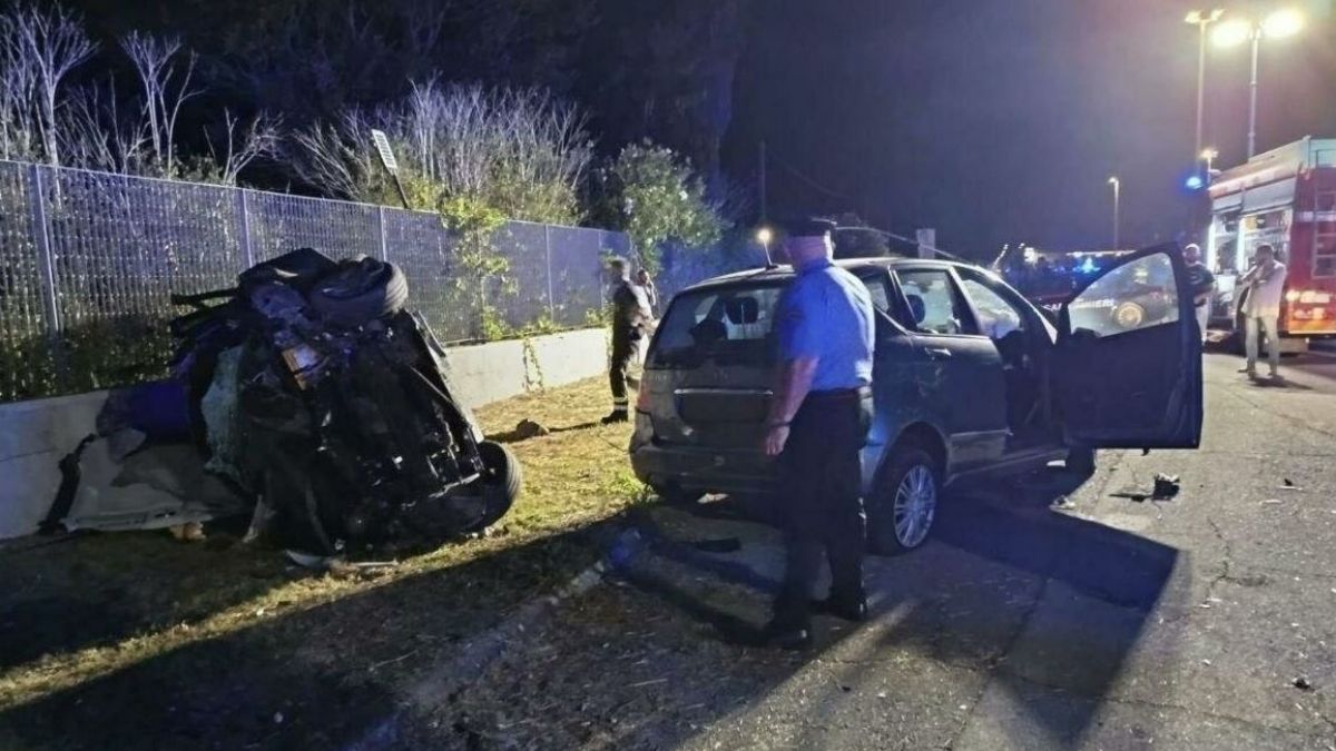 schianto fatale in italia morti marito e moglie la scoperta shock sul conducente da Tvzap.it schianto fatale in italia morti marito e moglie la scoperta shock sul conducente