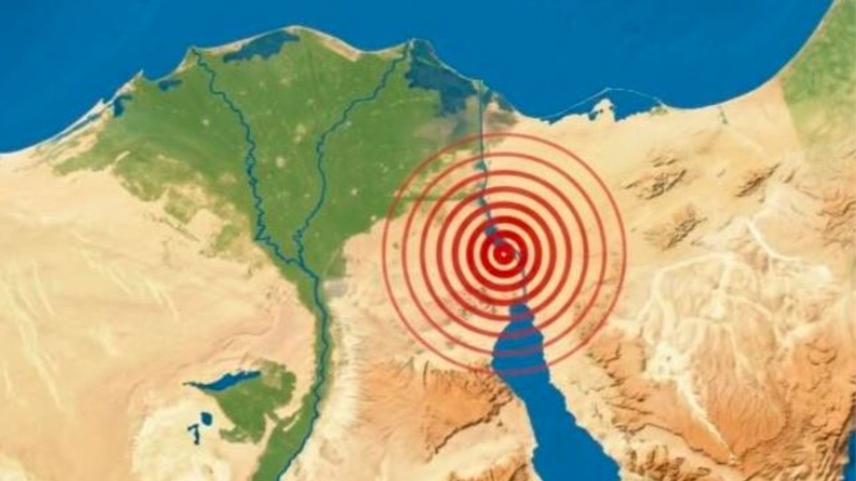 Terremoto in Egitto, forte scossa di magnitudo 5.6 vicino a Suez: panico nella notte