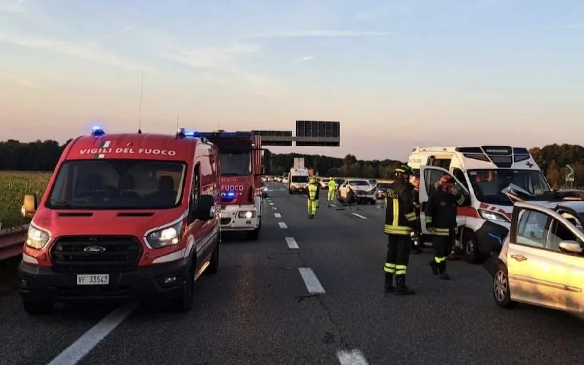 incidente in autostrada tre feriti e traffico in tilt da Tvzap.it incidente in autostrada tre feriti e traffico in tilt