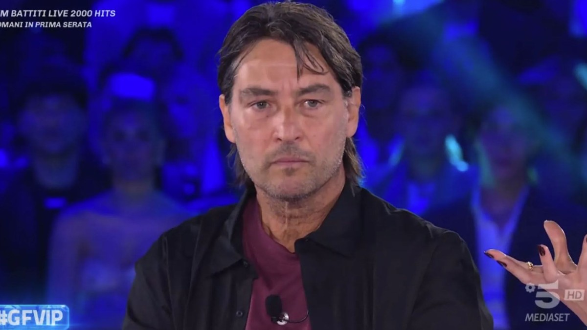 Grande Fratello Vip, decisione finale su Simone Annicchiarico: perché è stata confermata la squalifica