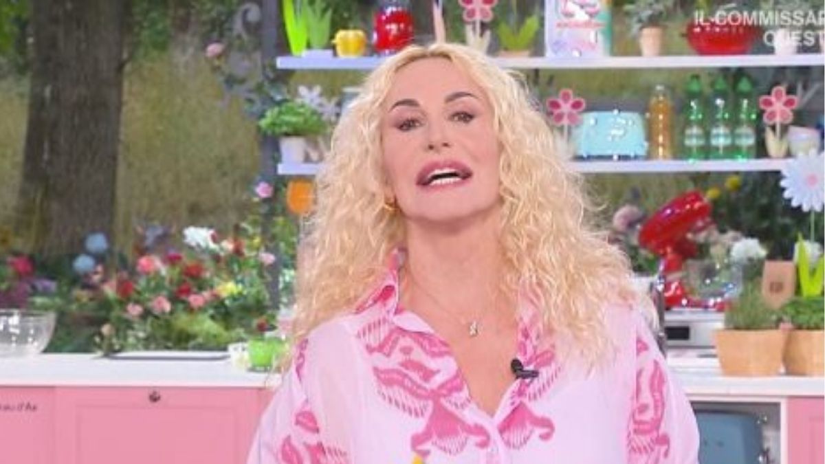"È sempre mezzogiorno", Sonia Peronaci appare dimagrita e spiazza Clerici: la reazione