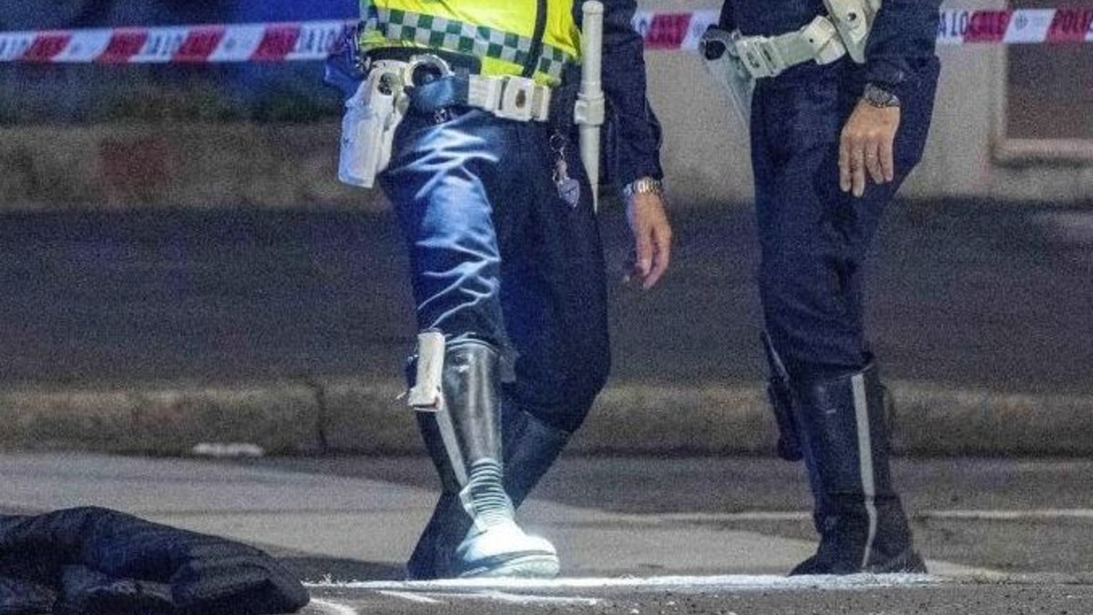 200 morto il conduttore italiano drammatico incidente stradale da Tvzap.it 200 morto il conduttore italiano drammatico incidente stradale