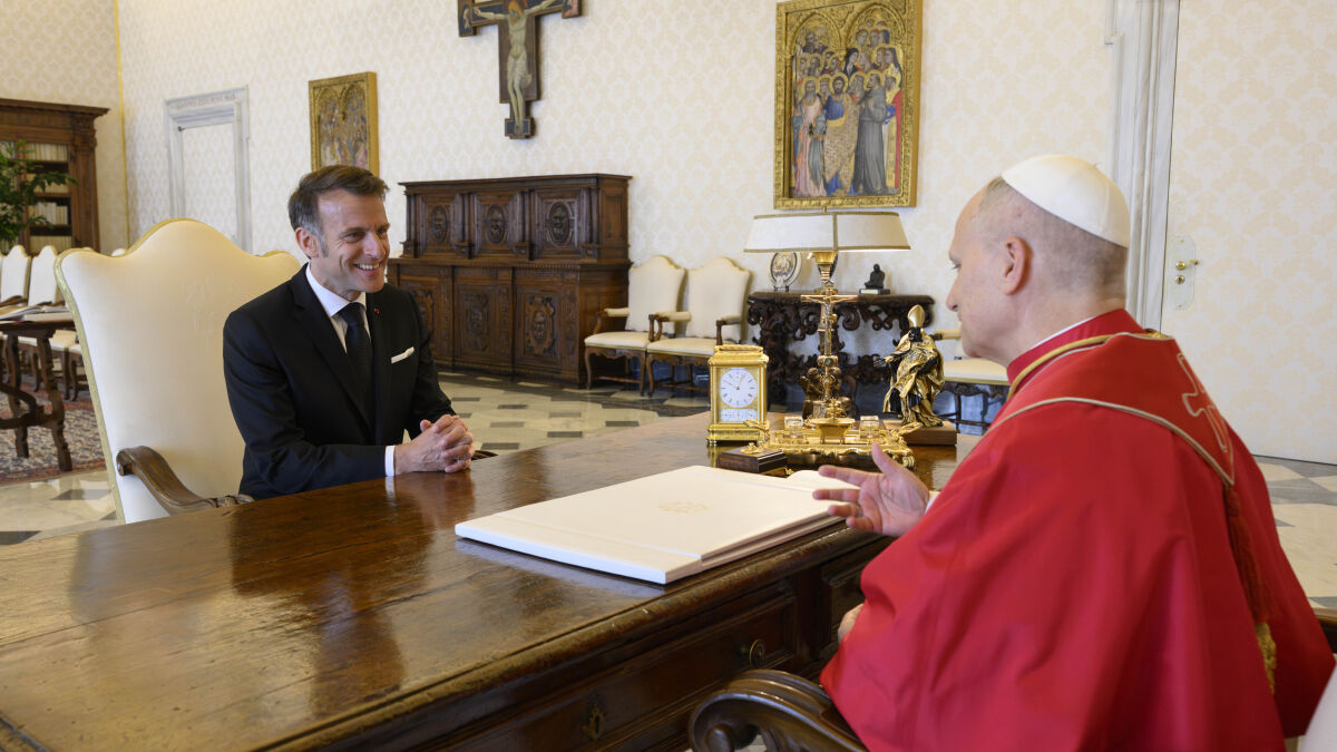 papa leone il viaggio in francia non comincia benissimo da Tvzap.it papa leone il viaggio in francia non comincia benissimo