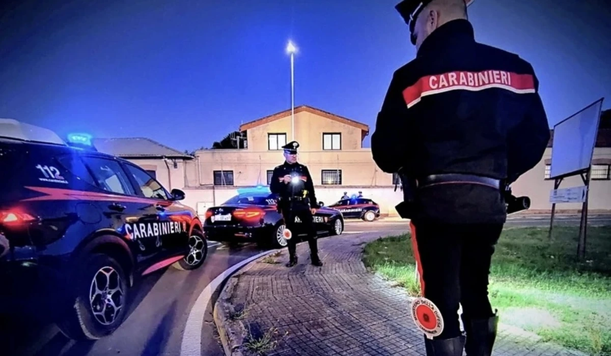 Una strada del borgo di Col Lonc, frazione di Segusino, dove gli abitanti sono scesi in strada per cercare due ladri