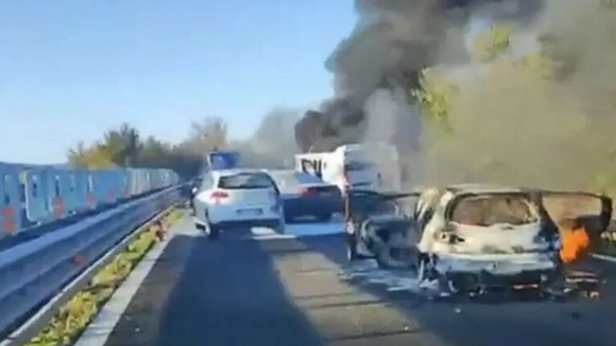assalto al portavalori auto in fiamme e chiodi sull8217asfalto far west in italia terrore da Tvzap.it assalto al portavalori auto in fiamme e chiodi sull8217asfalto far west in italia terrore