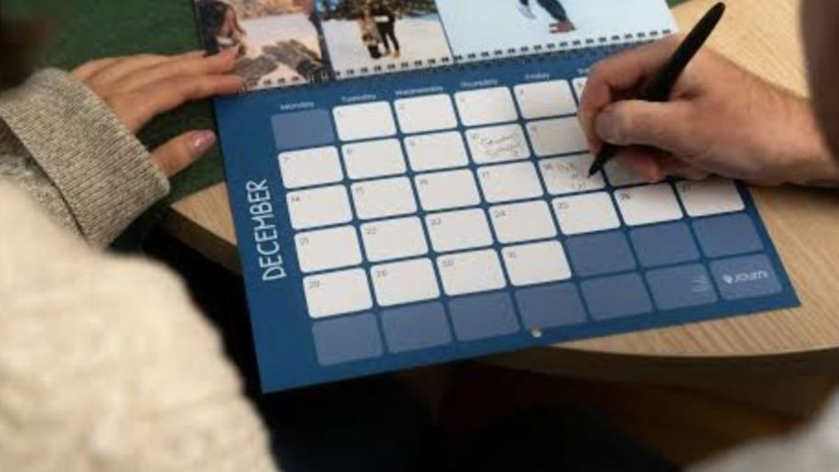 ponti 2027 il calendario delle vacanze mese per mese da Tvzap.it ponti 2027 il calendario delle vacanze mese per mese