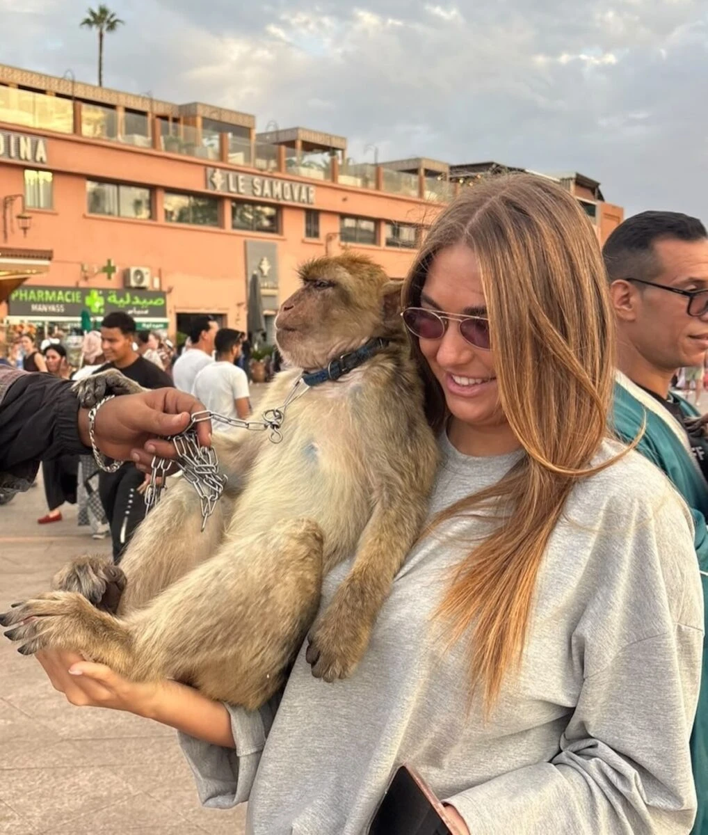 le ho viste e devo dire tutto chanel totti in vacanza di lusso con le amiche poi arrivano le dichiarazioni del proprietario del resort da Tvzap.it le ho viste e devo dire tutto chanel totti in vacanza di lusso con le amiche poi arrivano le dichiarazioni del proprietario del resort