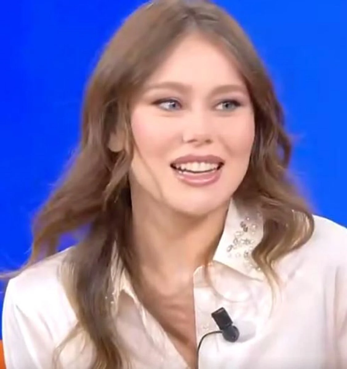 devi sapere di pap224 tu e tutti l8217annuncio di jasmine carrisi sul pap224 al bano caterina balivo gelata mi dispiace da Tvzap.it devi sapere di pap224 tu e tutti l8217annuncio di jasmine carrisi sul pap224 al bano caterina balivo gelata mi dispiace