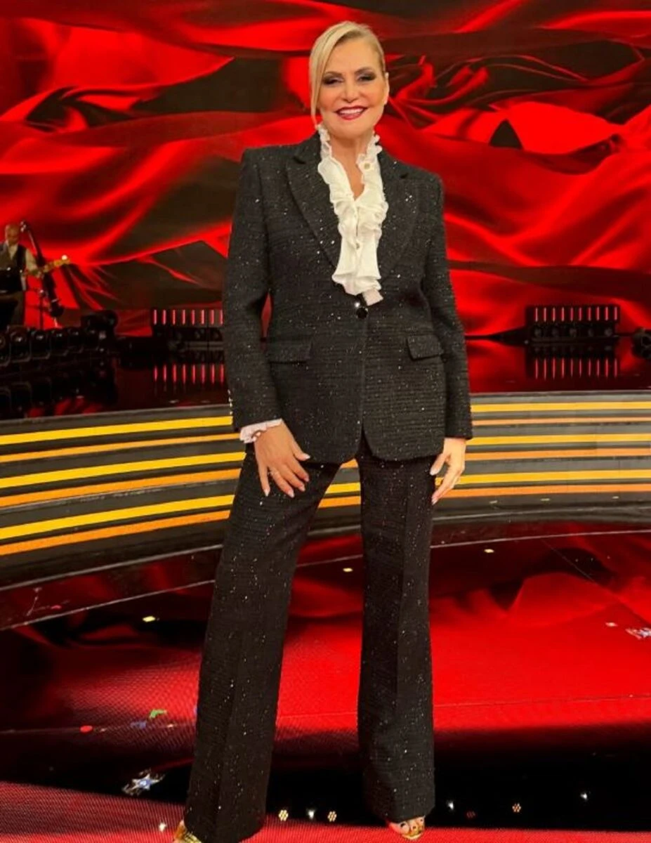 io e lei dovete sapere questo l8217annuncio a sorpresa di giovanni terzi su simona ventura da Tvzap.it io e lei dovete sapere questo l8217annuncio a sorpresa di giovanni terzi su simona ventura