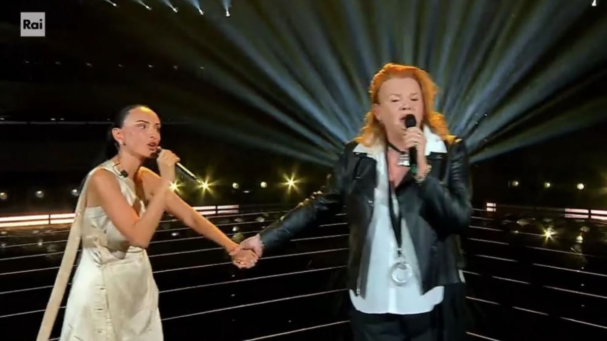 devo dirvelo8230 the voice coming out improvviso tutti di sasso da Tvzap.it devo dirvelo8230 the voice coming out improvviso tutti di sasso