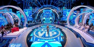 Studio del Grande Fratello Vip 2026 in diretta